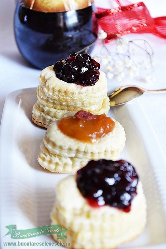 Cosulete de foietaj cu dulceata