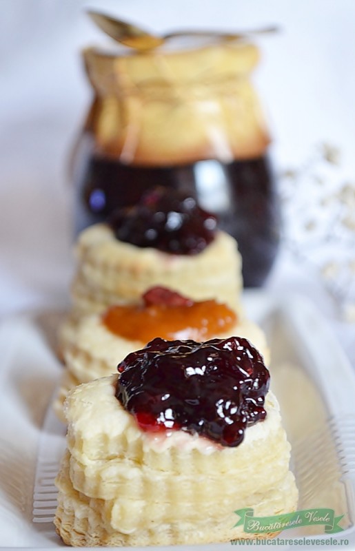 Cosulete de foietaj cu dulceata