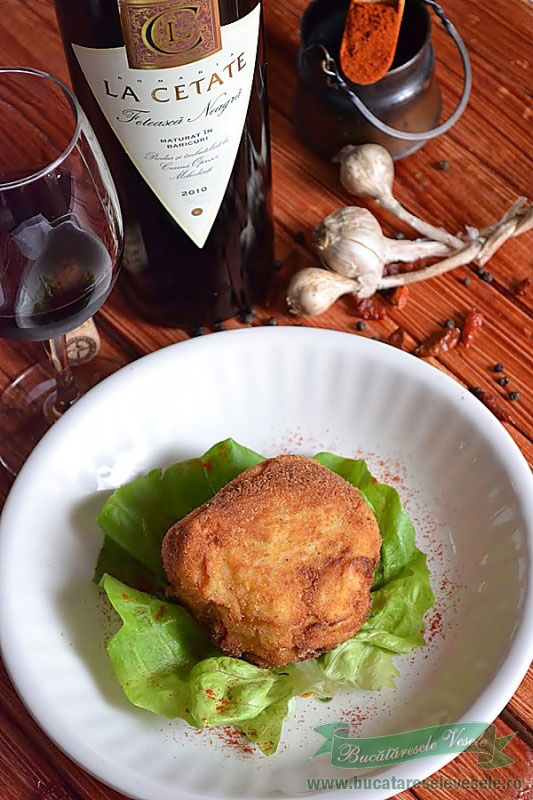 Bulgari de cartofi umpluti