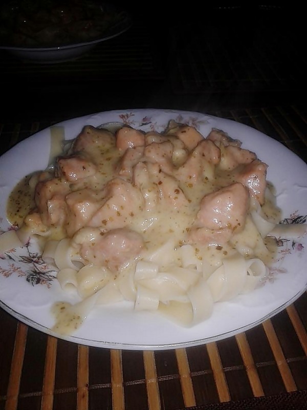 TOCANITA-DE-PORC-CU-SOS-DE-MUSTAR-SI-SMANTANA-bursuc-daniela