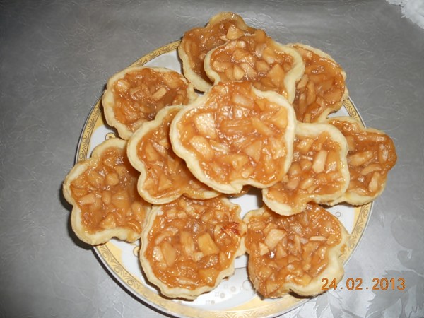 prajitura-cu-mar-si-vin-alb-alina-dragomir