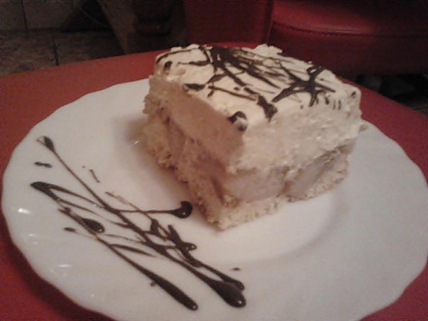 prajitura-cu-mere-si-crema-variu