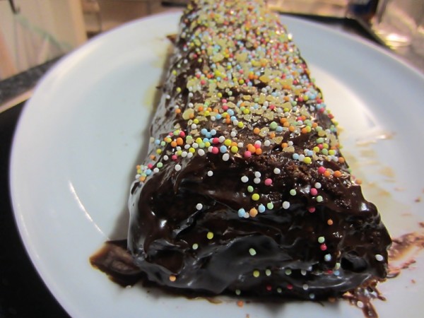 rulada-cu-mascarpone-si-afine-irina