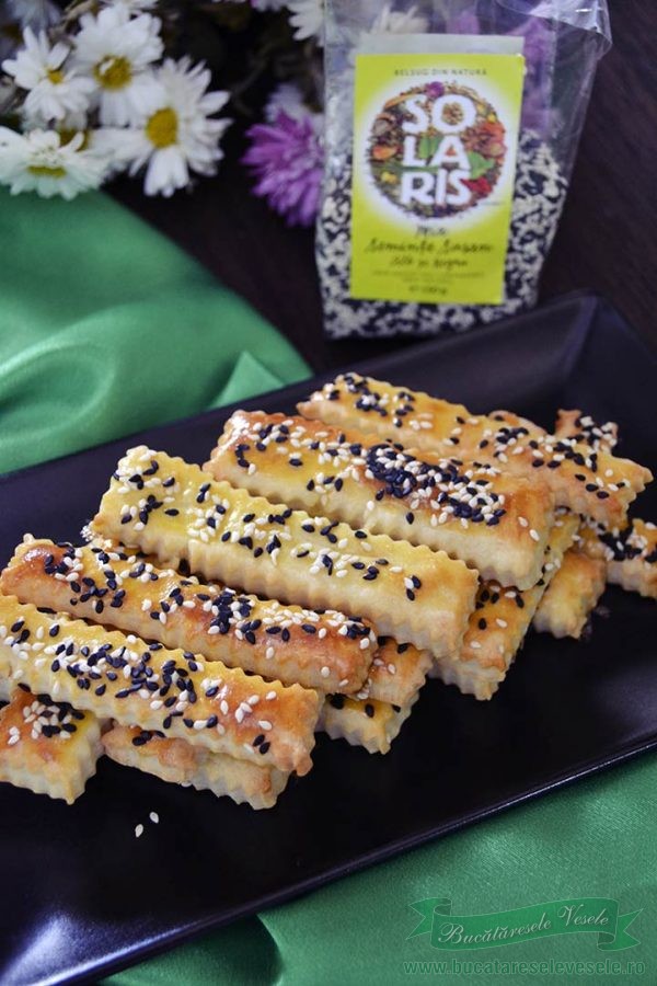 Saratele cu branza si susan