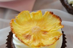 Muffins cu ananas si mascarpone