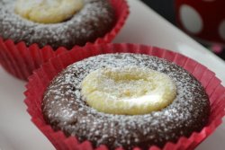 Muffins cu cacao si branza