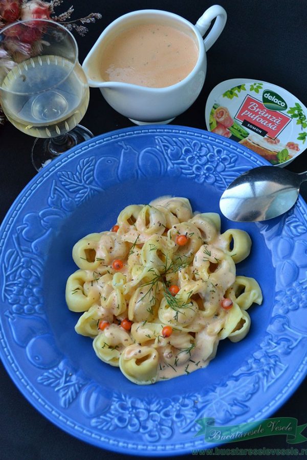 Tortellini cu Sos de Branza