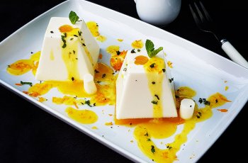 Panna Cotta cu Branza si Portocale