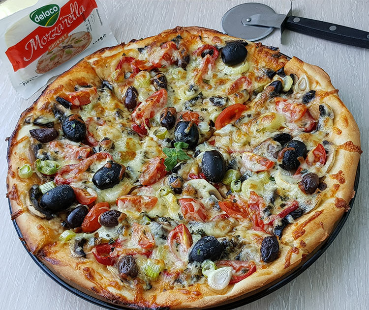 Pizza Cu Ciuperci Si Mozzarella Bucataresele Vesele