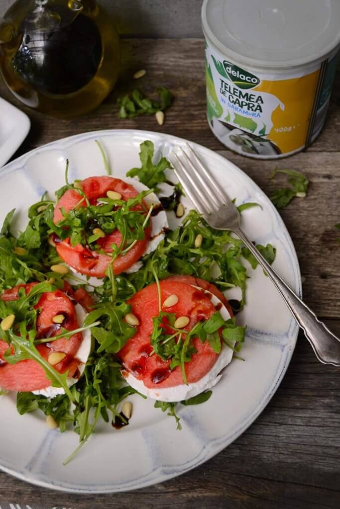 salata cu telemea de capra si pepene verde