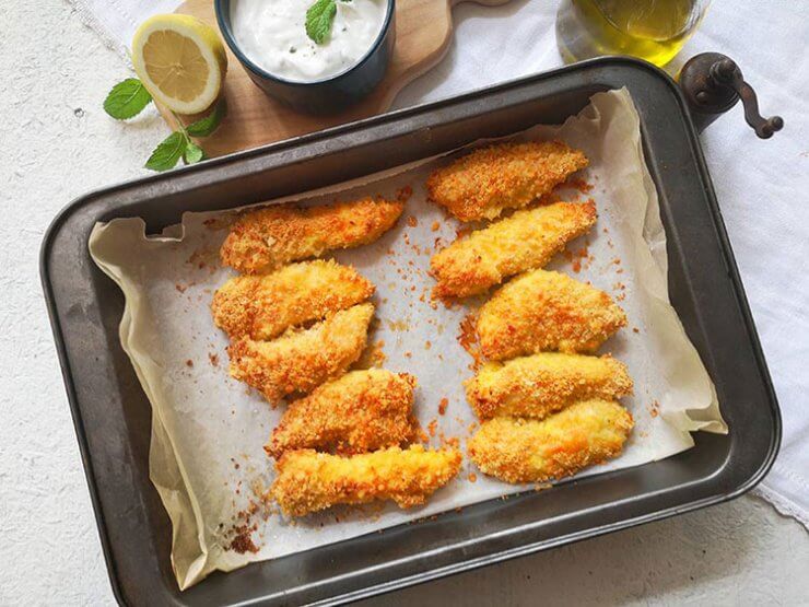 Muschiuleti de pui in crusta de parmezan