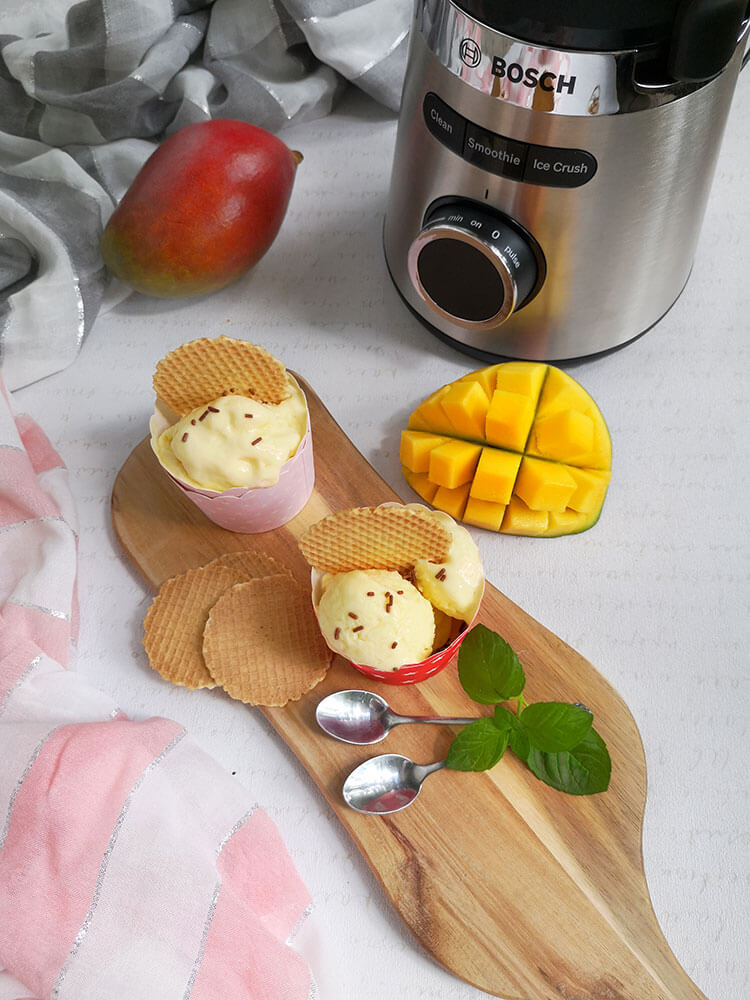 inghetata cu mango si iaurt