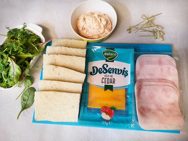 ingrediente mini sandvis