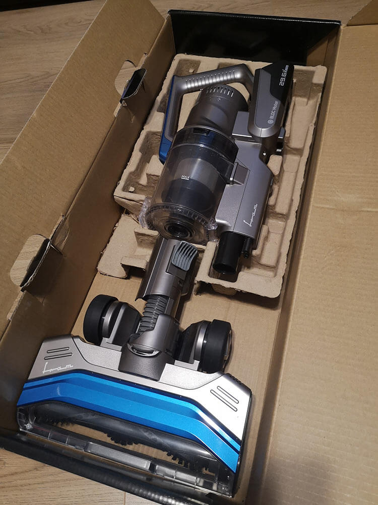 Aspirator vertical