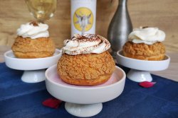 Choux au Craquelin cu mascarpone si vanilie