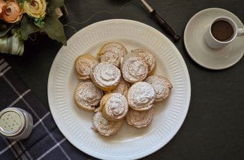 Rulouri cu cocos - Kokuszos tekercs