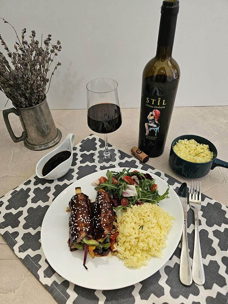 Rulouri de vita cu legume si sos balsamic