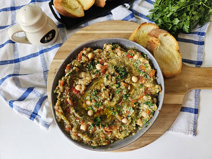 Salata de vinete coapte si naut