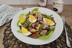 salata nicoise- reteta frantuzeasca