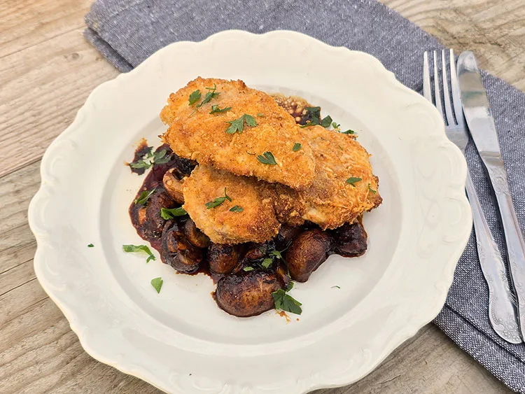 Piept de pui crocant cu parmezan
