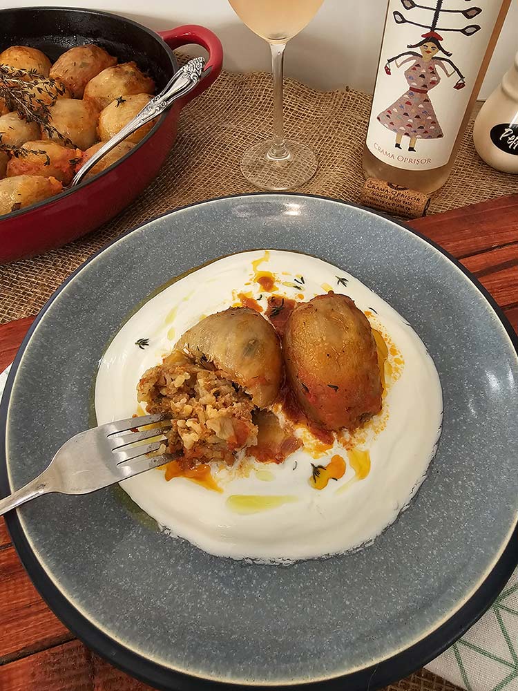 ceapa umpluta cu carne de curcan