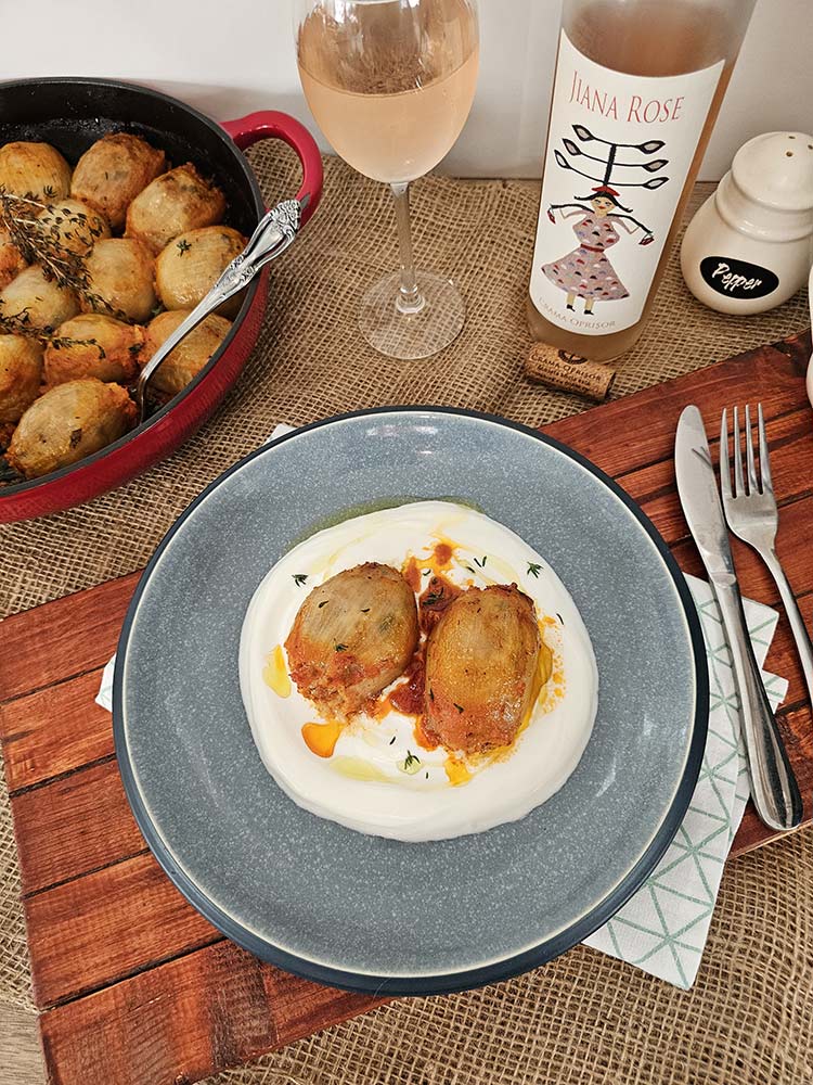 ceapa umpluta cu carne de curcan