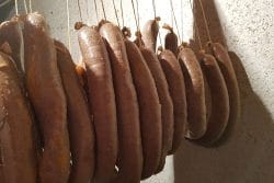 Maios, cardabos sau colbot