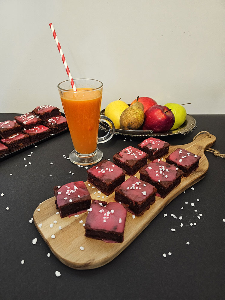 Prajitura de post cu morcov si sfecla