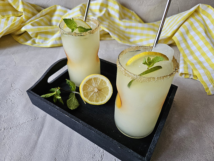Limonada Slushie cu Menta si Miere